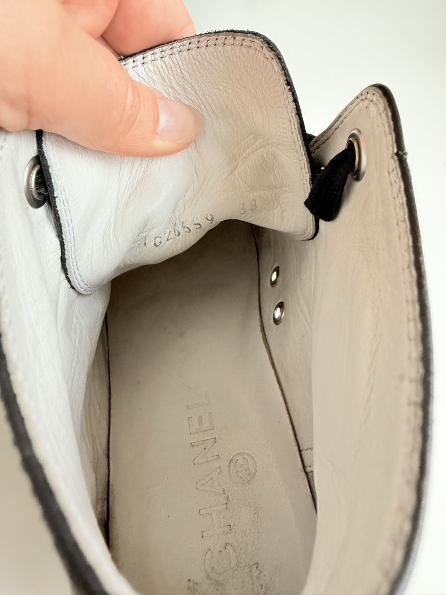Chanel Scarpe da donna: Chanel Sneakers Converse – Usato da Winterthur venduto da 11.11 8