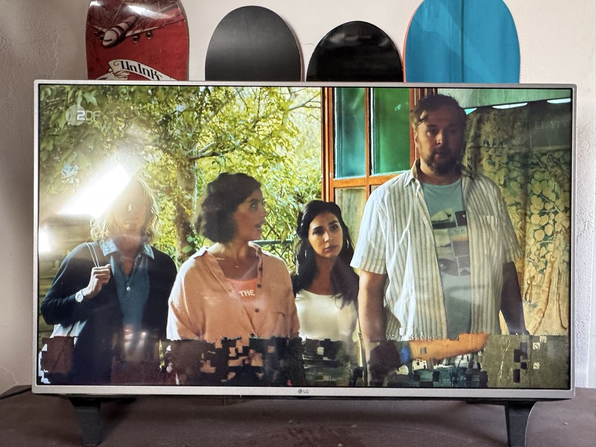 Fernseher: LG 52” TV – Gebraucht aus Zürich von mat_rw96