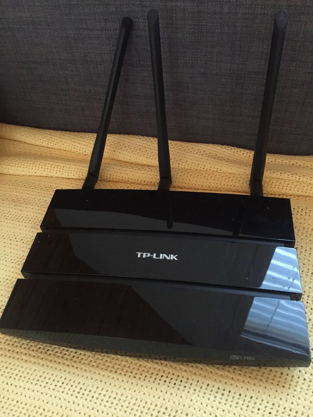 Verstärker: Wi Fi Router TP-Link AC1750 verhandelbar – Gebraucht aus Gisikon von luz_l95s 3