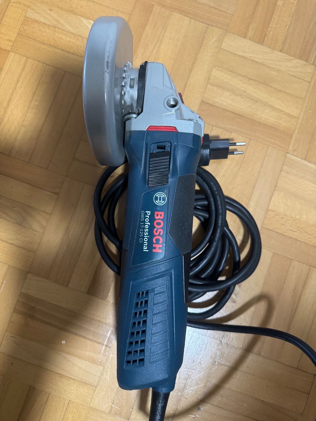 Bosch Smerigliatrici & Lucidatrici: Bosch Winkelschleifer GWS 17-125 CI – Usato da Thalwil venduto da Conradi