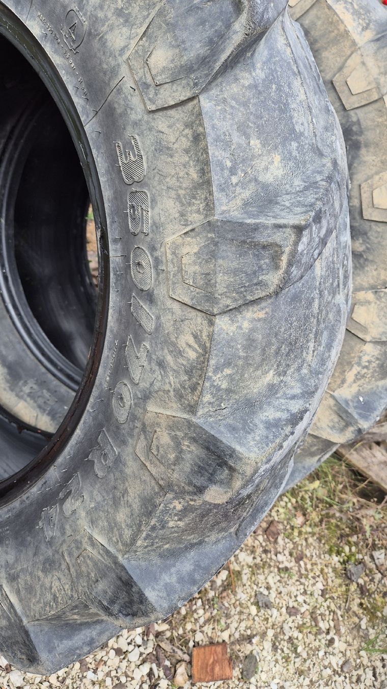 Trattori: Reifen 360/70R24 – Usato da Schneisingen venduto da hansschweri 1