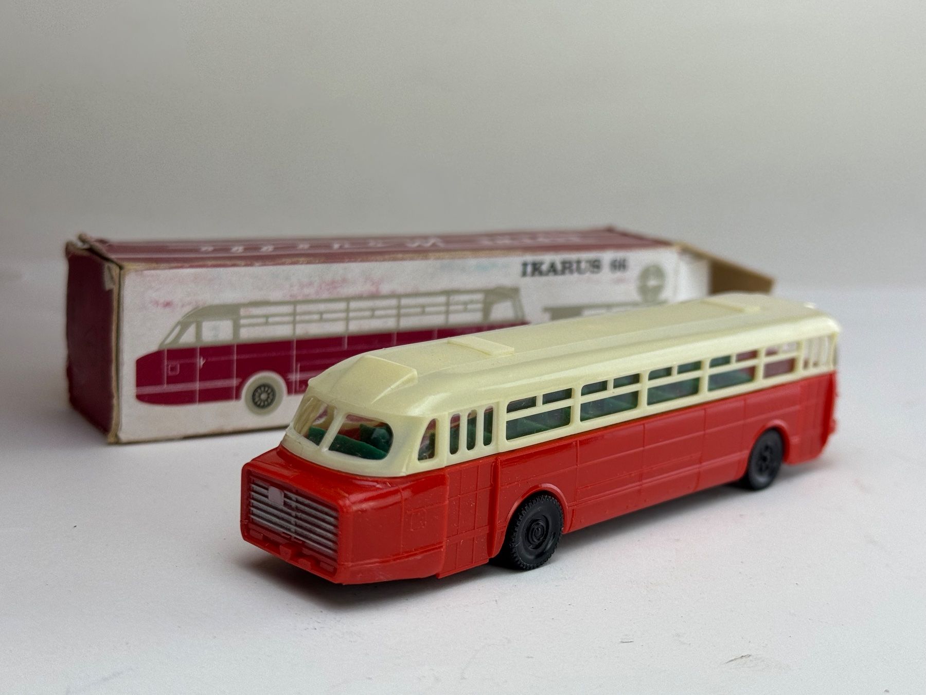 Modellini d'auto: GB3- Espewe Ikarus Bus 66 rot weiss – Usato da Elm venduto da Wikmtz 1