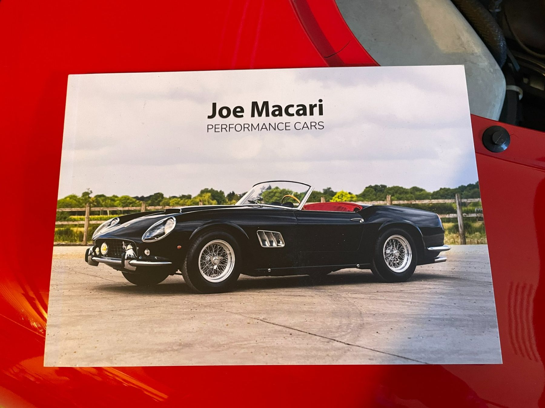 Documenti: Macari Supercars    Katalog 2026 – Nuovo (secondo la descrizione) da Wohlen AG venduto da Erelpowerline
