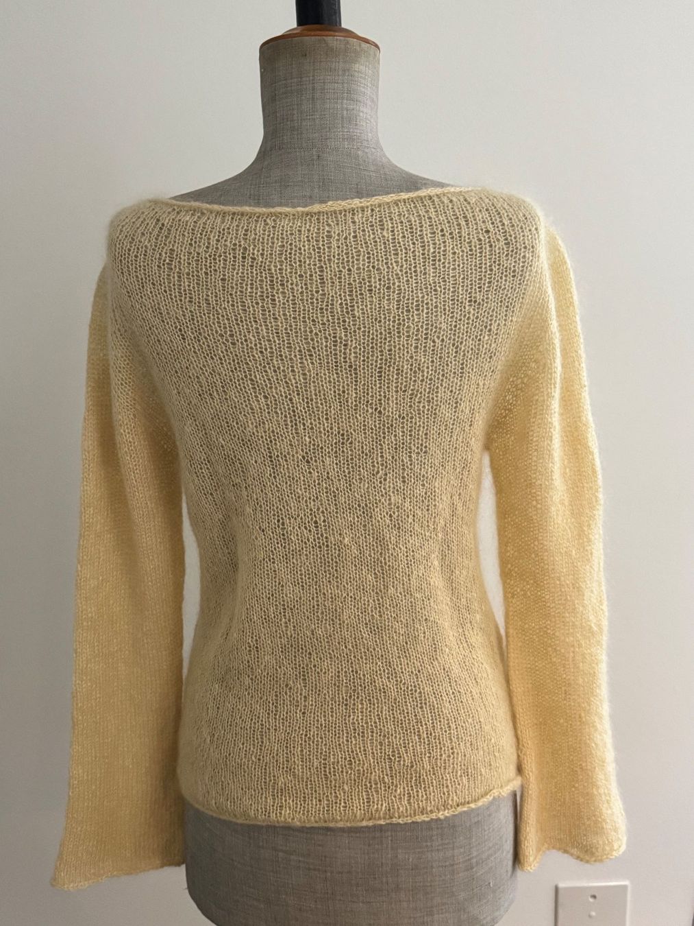 Maglioni & Felpe: Handgestrickter feiner Mohair/Seide Pullover NEU – Nuovo (secondo la descrizione) da neerach venduto da Ywonder 1