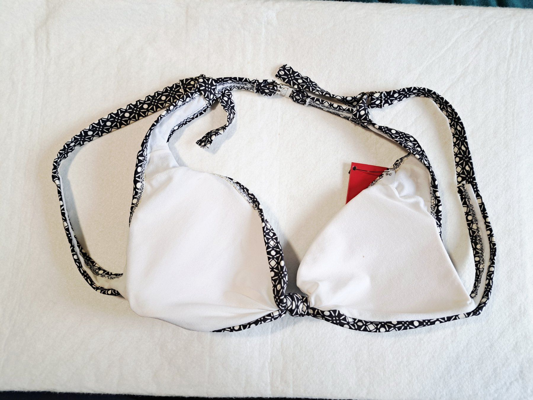 Lahco Costumi da bagno & Bikini: NEU! Lahco Bikini Top black-creme Gr. 36B – Nuovo (secondo la descrizione) da Gysenstein venduto da joshuas81 2
