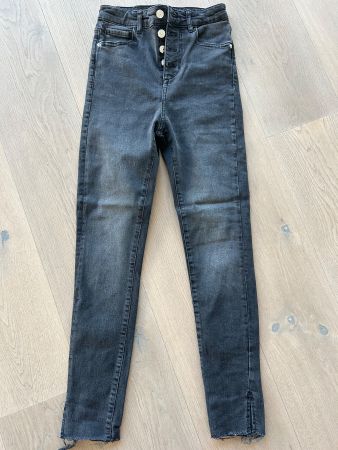 schwarze ZARA highwaist Jeans