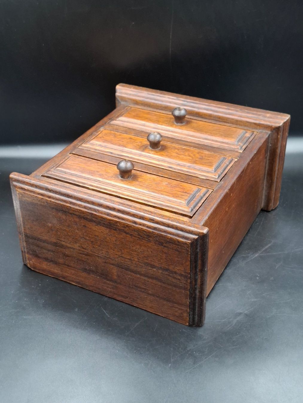 Dosen: Antike 1900 Mini Kommode aus Eiche rustikale Schmuckkästchen – Gebraucht aus Zürich von bruzolda 4