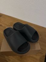 Yeezy Slide