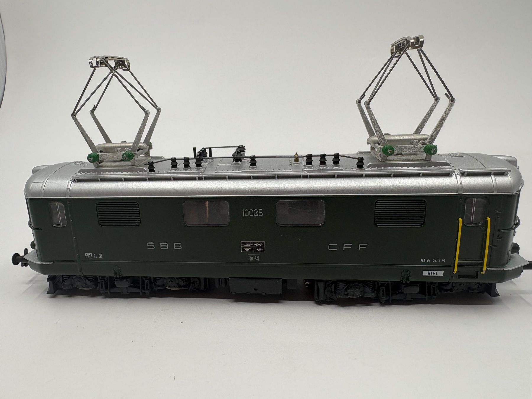 Hag Modelleisenbahnen: Hag SBB Re 4/4 10035 H0 – Gebraucht aus Forch von Hanimann-Robinson 2