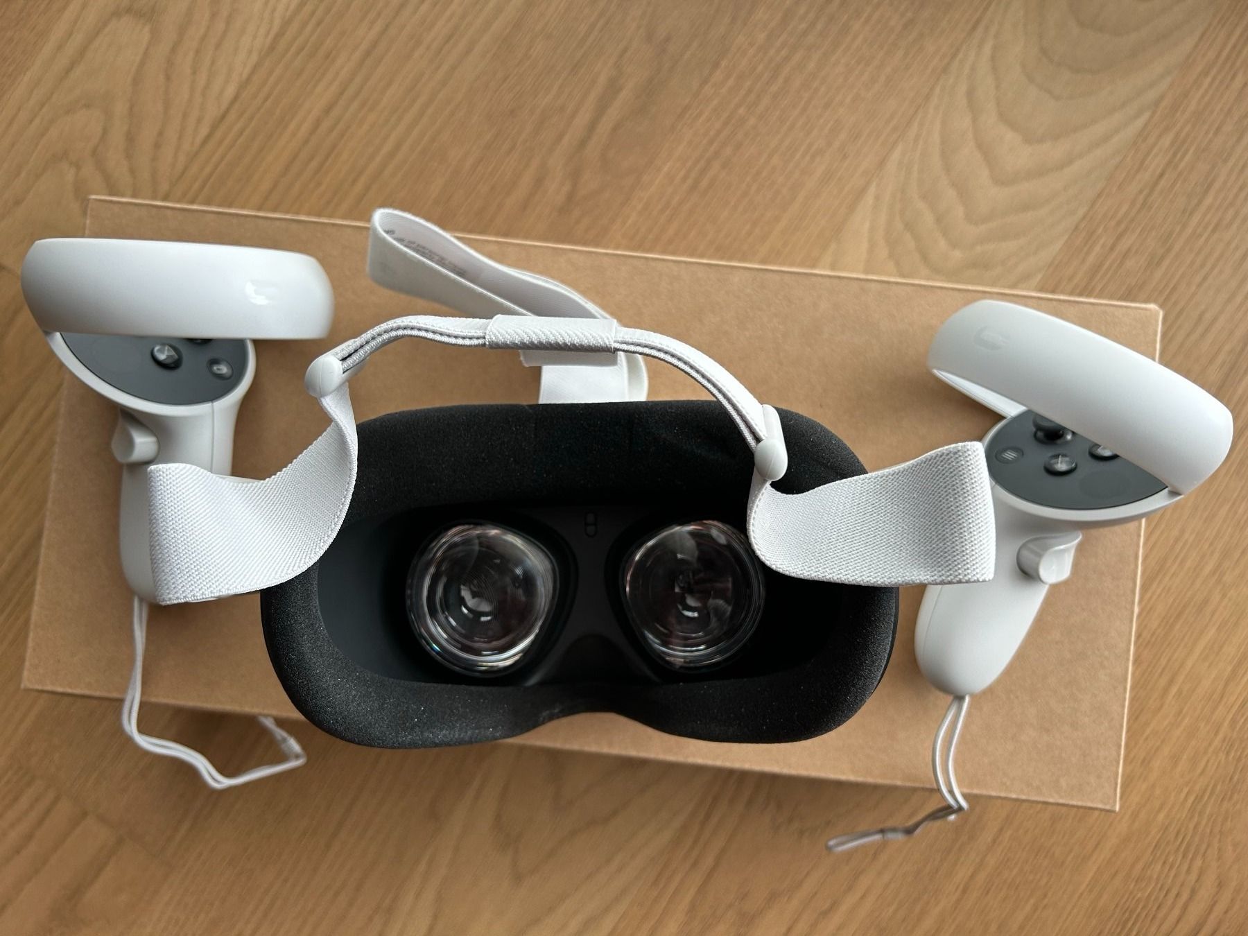 Meta Sonstiges Zubehör: OCULUS Meta Quest 2 Virtual Reality Complete Set – Neu (gemäss Beschreibung) aus Zürich von  3