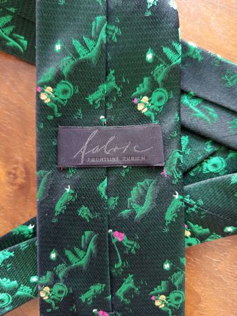 Fabric Frontline Zuerich Seiden Krawatte mit Alpenmotiven .