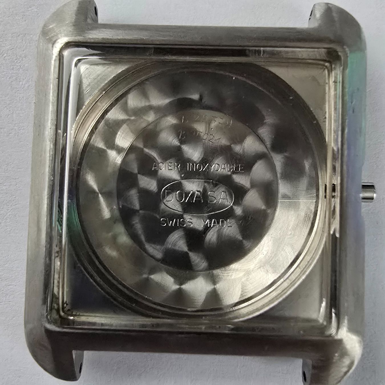Doxa Orologi: Boîte de montre Doxa – Usato da Tramelan venduto da Nirdan