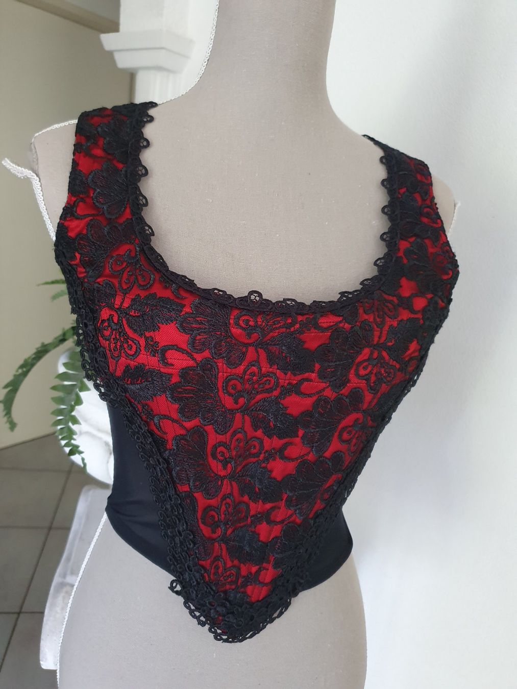 Altra biancheria intima: Gothic Corsage rot/schwarz "Made in London" – Usato da Münsingen venduto da BlackTears-3 2