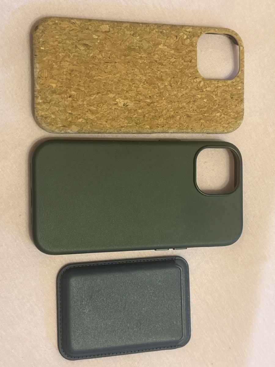 Coques & Protection écran: Handyhüllen iPhone 15 + MagSafe Kartenhalter – Neuf (Voir description) à gams par lor_n9lb