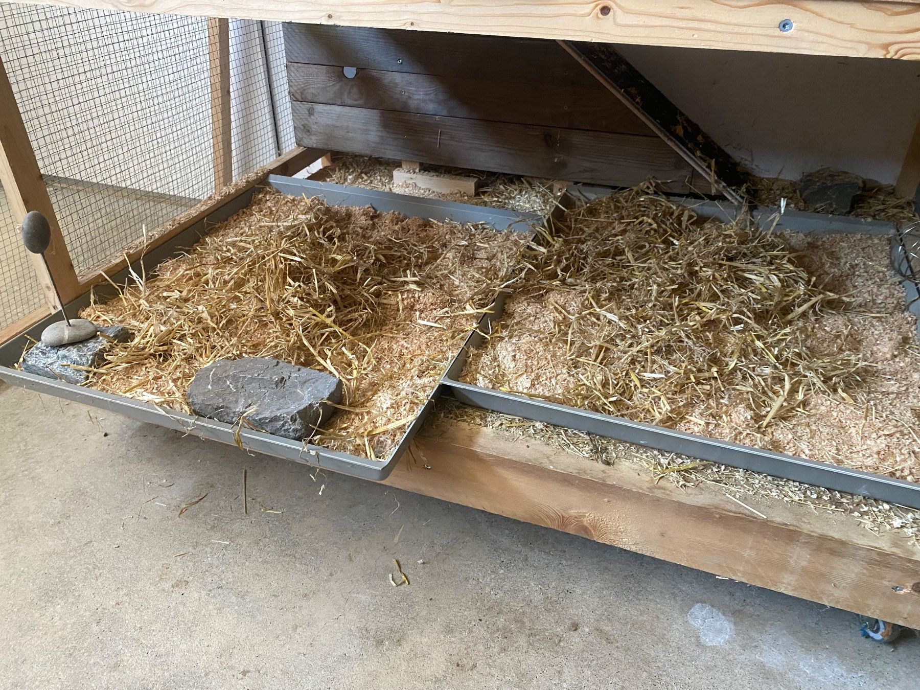 Gabbie, trasporto & Sicurezza: Grosser Kleintierkäfig / Stall / Gehäge – Usato da Matzendorf venduto da Monobike1 2