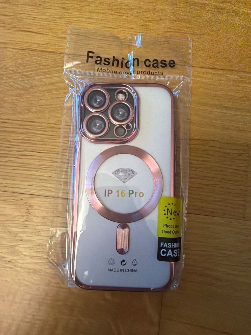 Cover & Protezioni schermo: Neue iPhone 16 Pro Hülle, – Nuovo e nell'imballaggio originale da Steffisburg venduto da perle15