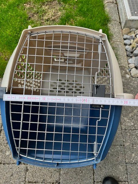 Liege- & Schlafplätze: Hunde Transport Box mit Absperrgitter – Gebraucht aus Unterkulm von CWZ5726 1