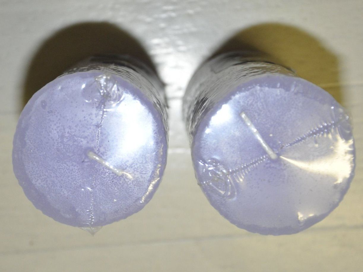 Candele: 2 lila Kerzen Geschenk – Nuovo e nell'imballaggio originale da Oberrüti venduto da ELALL 1