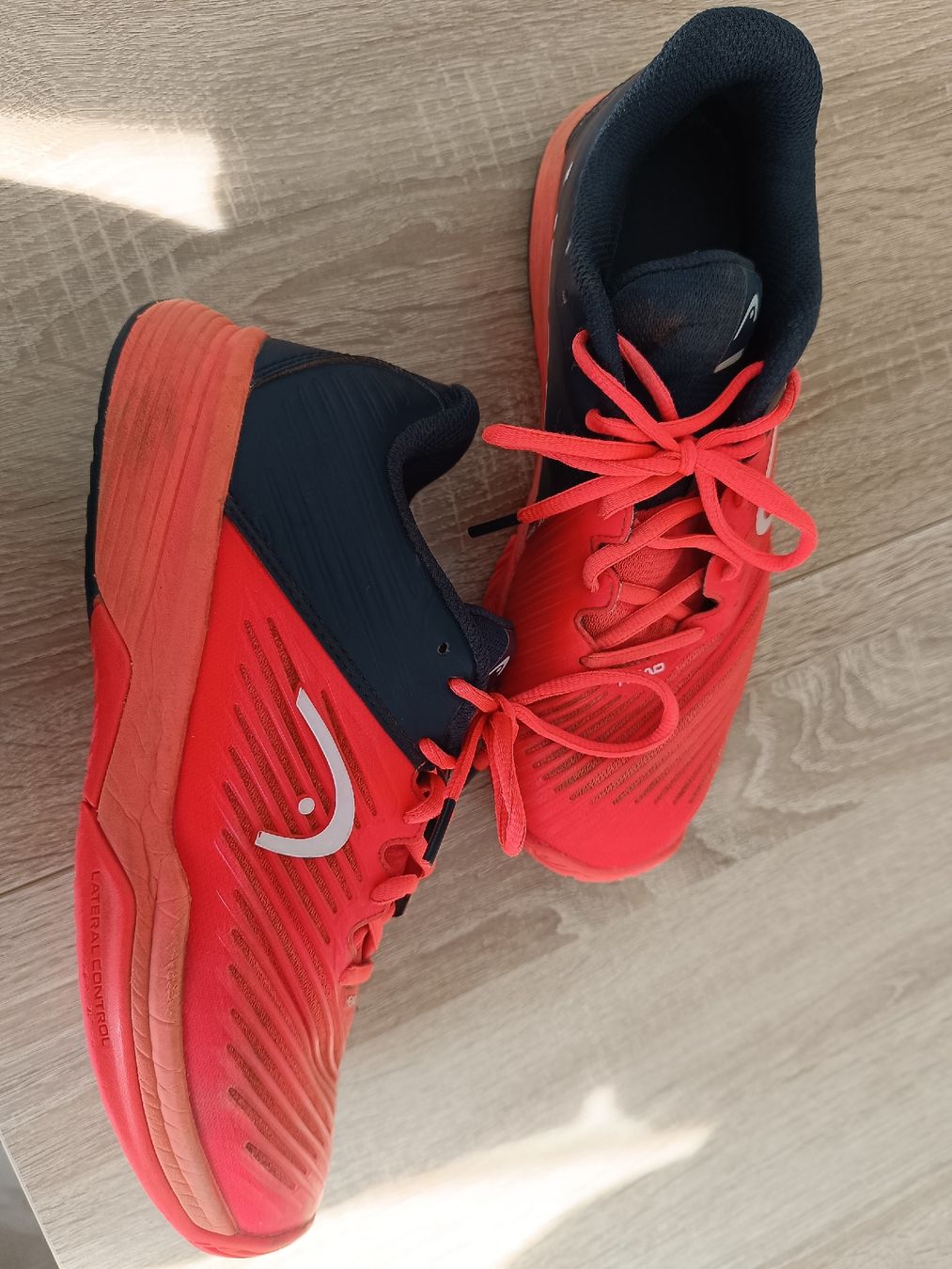 Scarpe da uomo: Head Tennisschuhe Gr. 39 – Usato da Langenthal venduto da Nuenzu 1