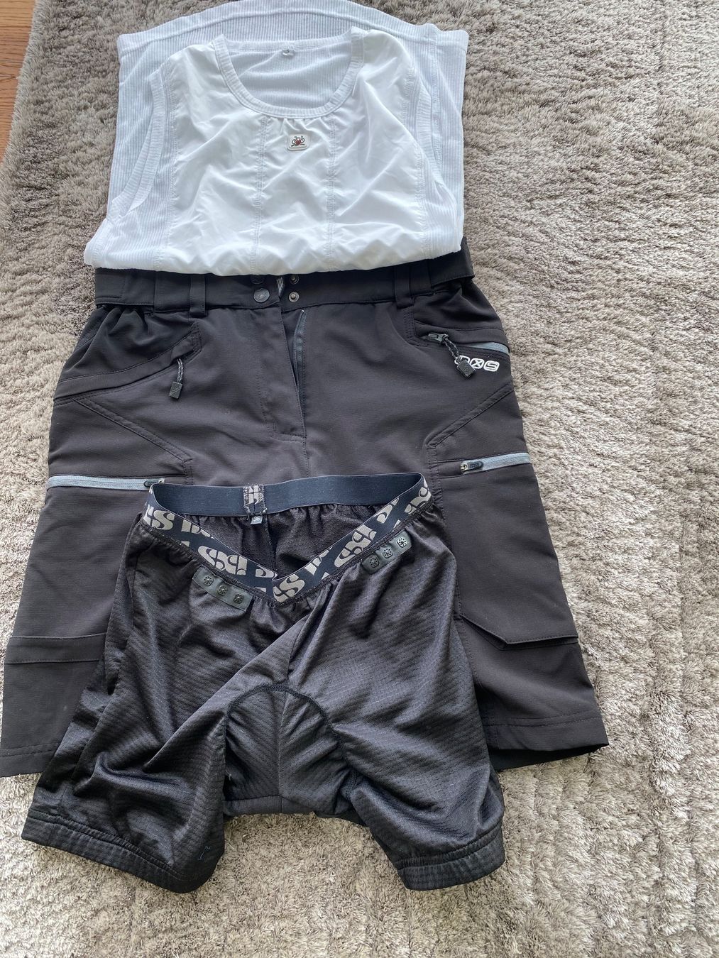 IXS Pantaloni: Velohose – Usato da Muri b. Bern venduto da berlingo02
