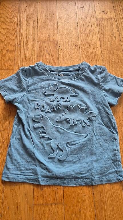 Camicie, T-shirt & Polo: T-Shirt Gr. 92 – Usato da Unterentfelden venduto da jkl_59w2