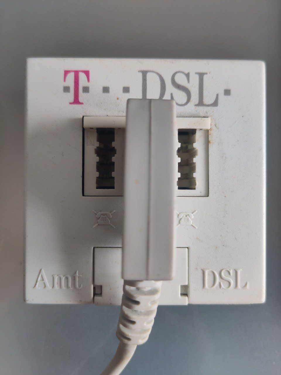 Câbles: T-DSL Splitter + DSL-Kabel – D'occasion à Baden par kenaborks111 2
