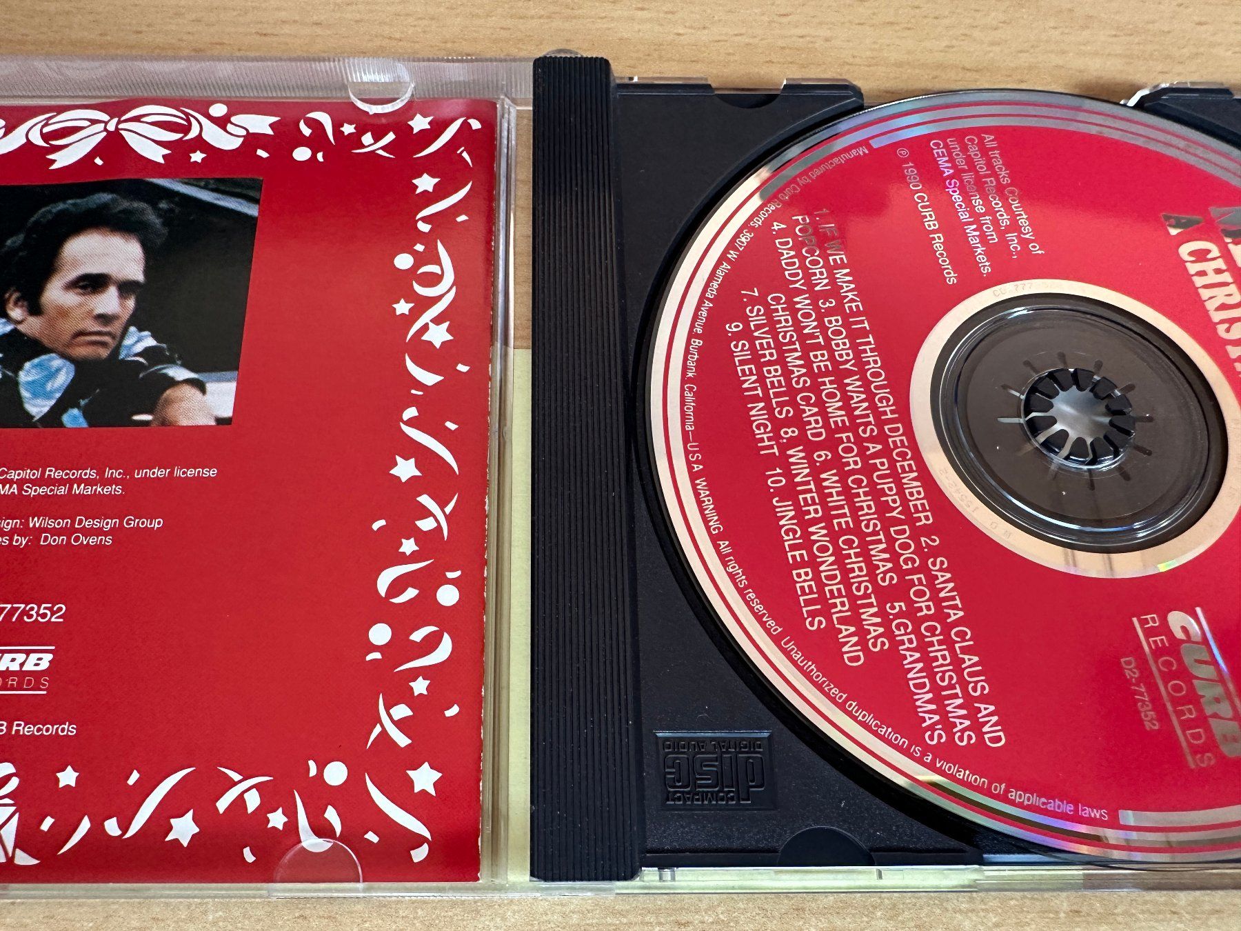 CD: Merle Haggard – A Christmas Present – Usato da Rikon im Tösstal venduto da Alpenmutz 2