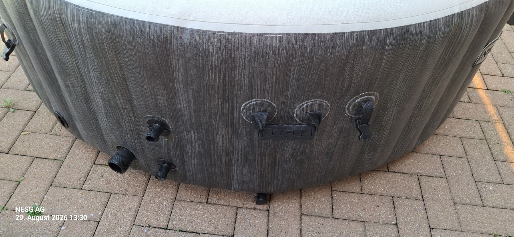 Whirlpool: Whirlpool PURE SPA DELUXE – Usato da Holziken venduto da metallbauschlosser 3
