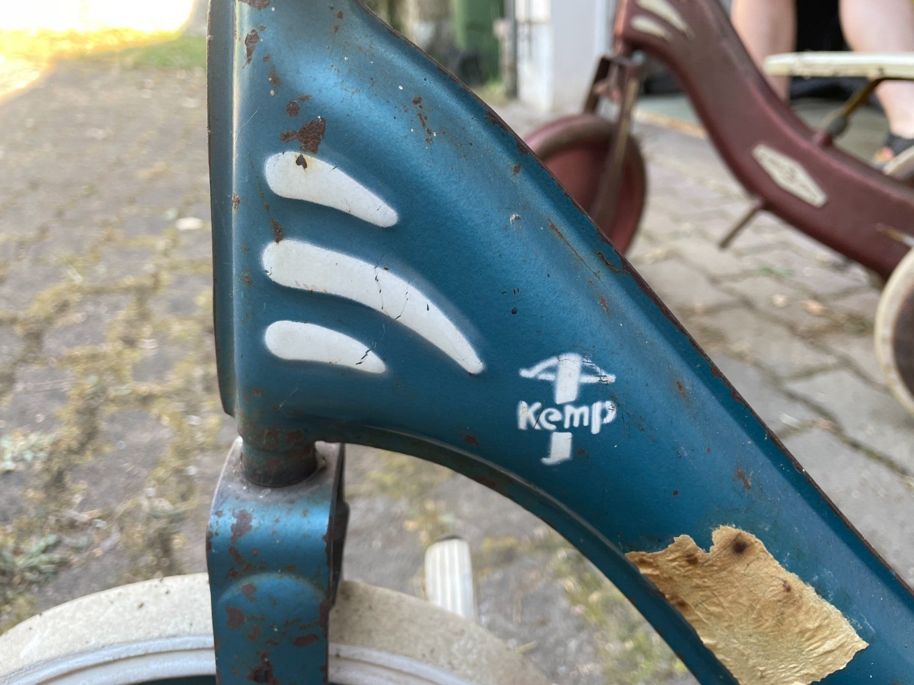 Veicoli per bambini: KEMP Dreirad antik – Usato da Thayngen venduto da ivo439 3