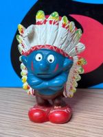 Indianer-Häuptling Schlumpf, helle Federn