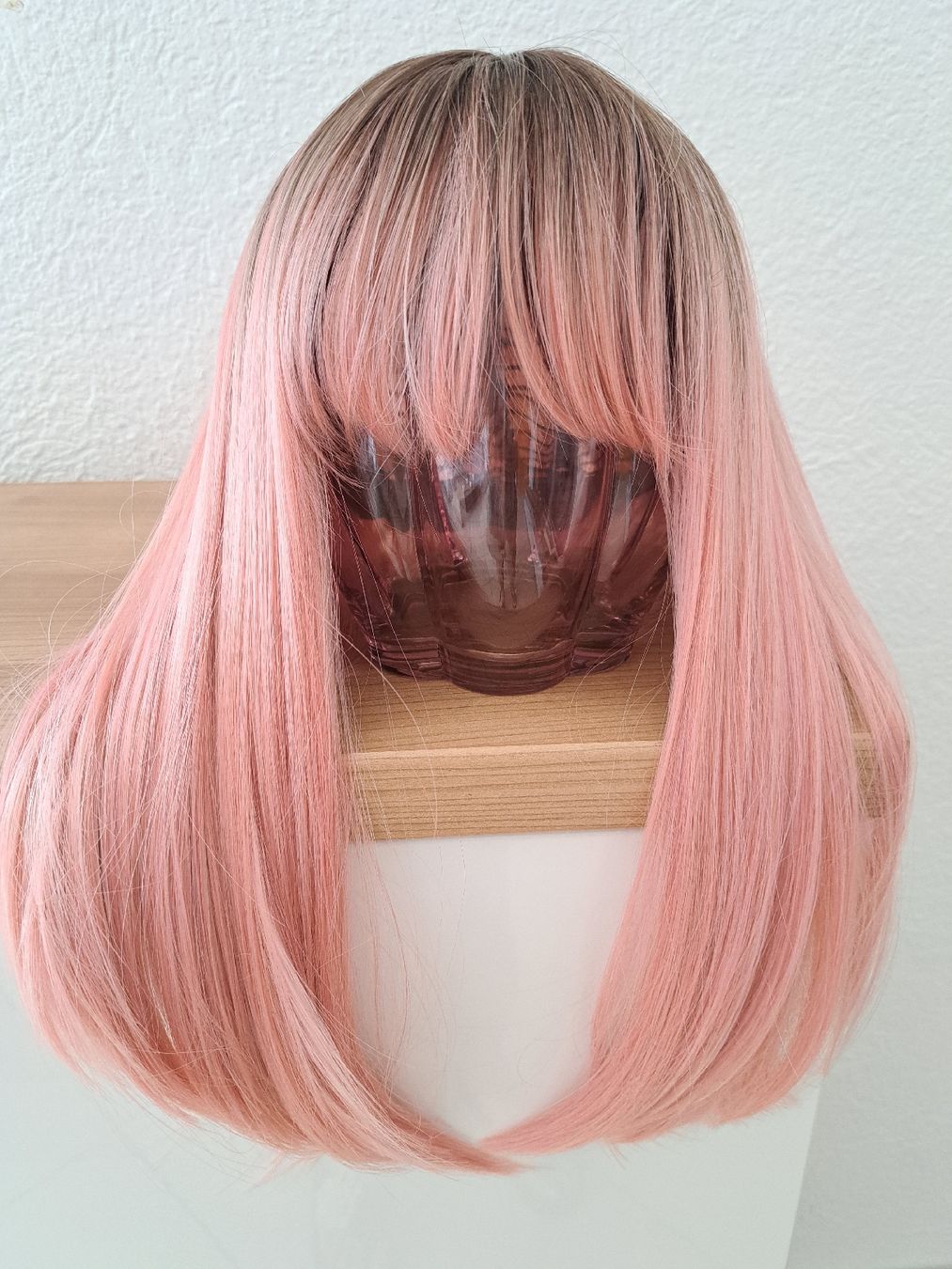 Perruques: Kunsthaar Perücke Ombre Pink  Neu – Neuf (Voir description) à Riedholz par Schildmaid2 2