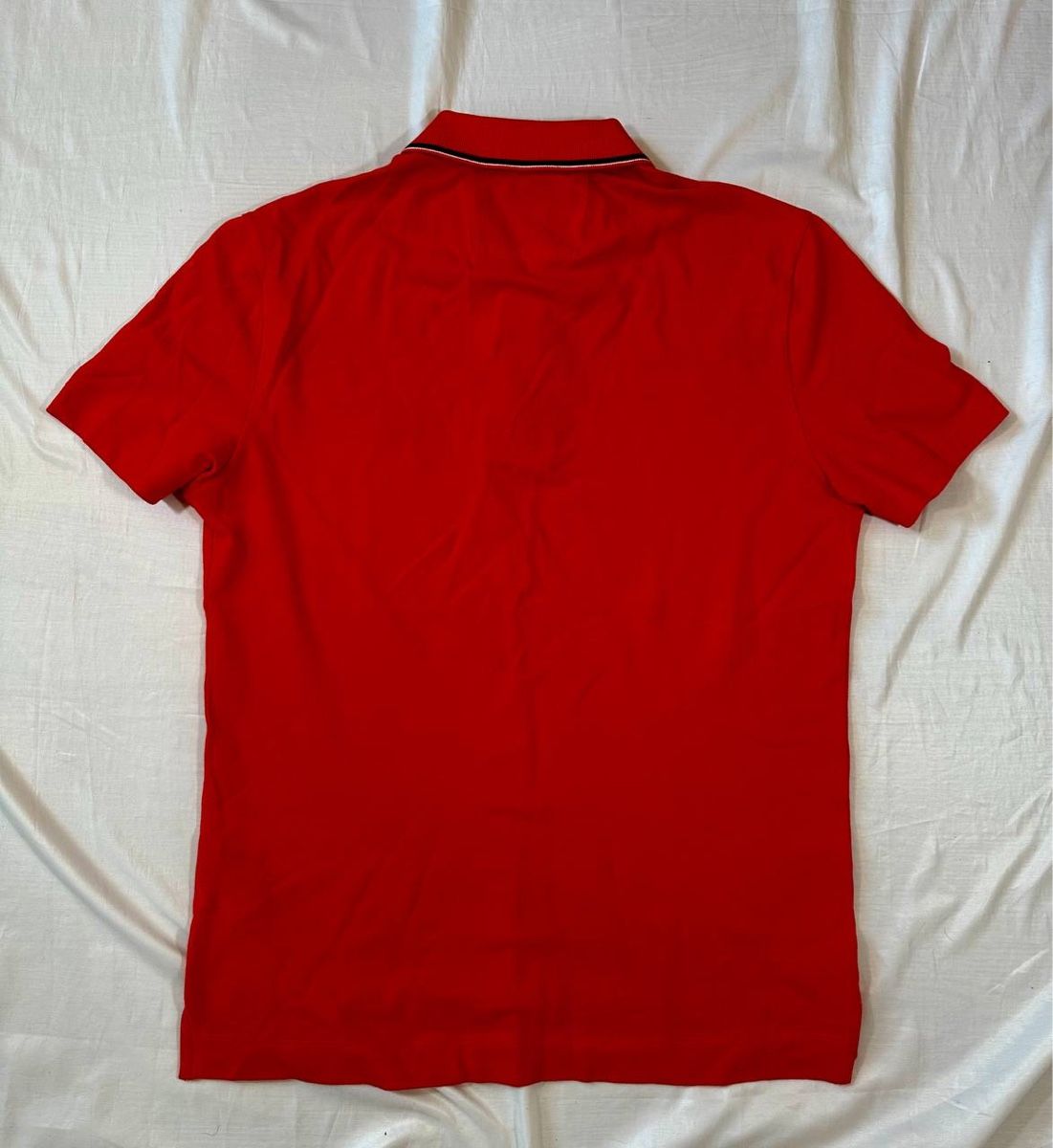 CP Company T-shirts: C.P company Tshirt  – D'occasion à Pfäffikon ZH par Nataliia. 3