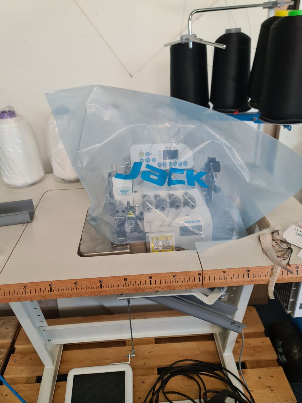 Jack Nähmaschinen: Overlock Jack – Gebraucht aus Aarburg von jarek1000 4