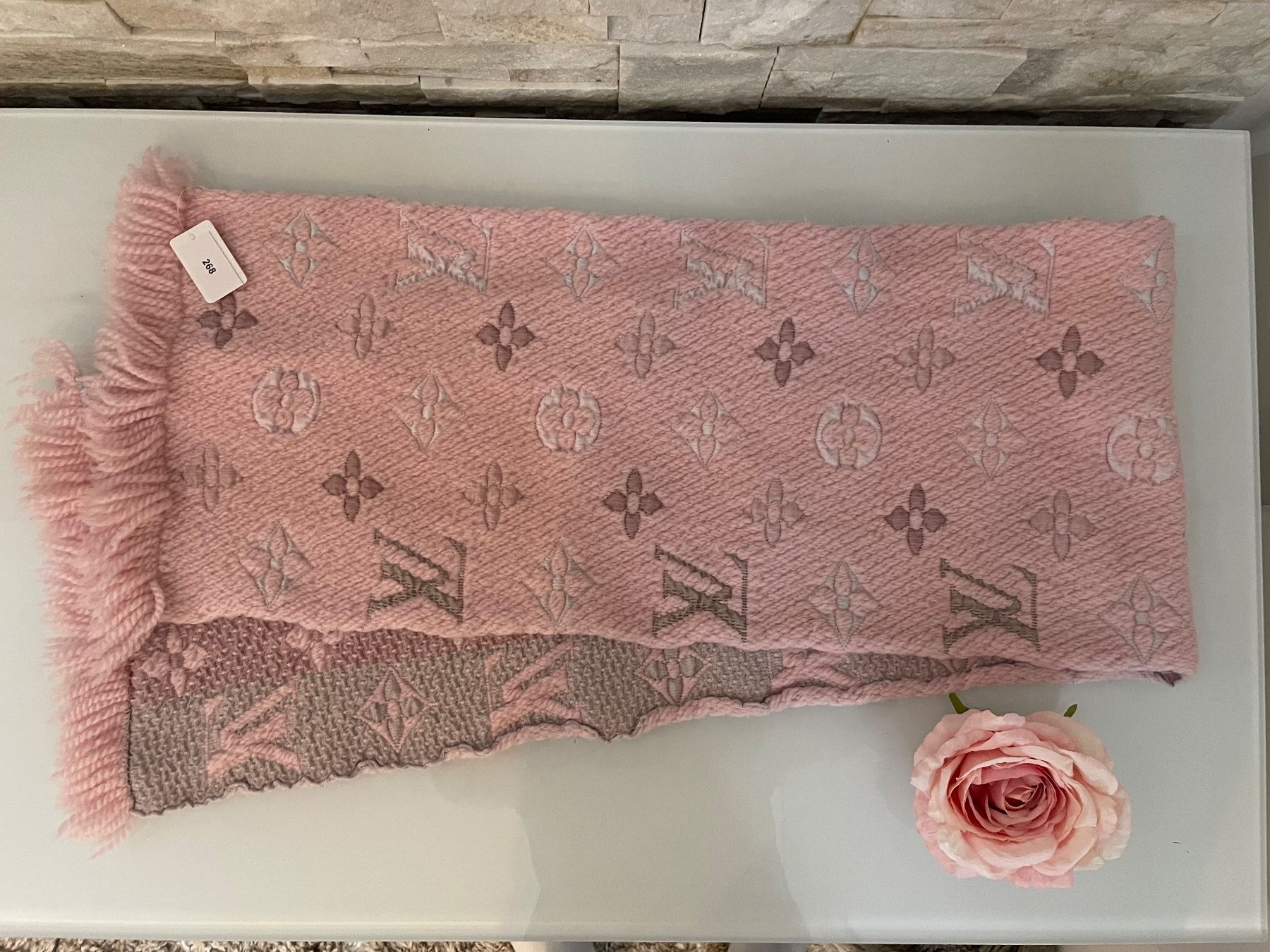 Louis Vuitton Foulard & Sciarpe: Louis Vuitton Schal Logomania - Nr. 268 – Usato da Hittnau venduto da LuxAndMore 1