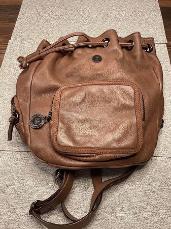 sehr schöner Lederrucksack aus echtem Leder