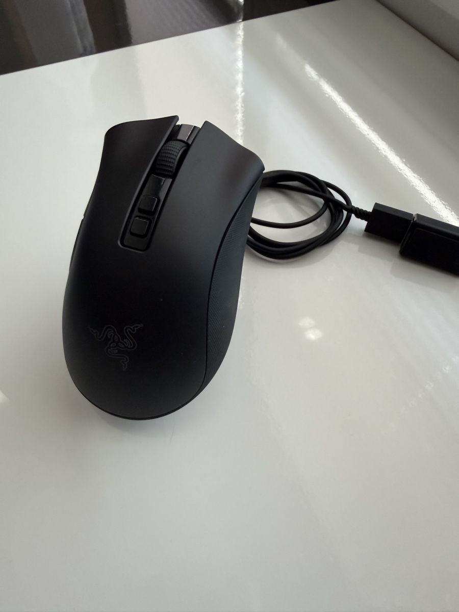 Razer Maus: Razer DeathAdder V2 Pro Wireless inkl. Mouse Dock Chroma – Gebraucht aus Birmensdorf ZH von dar_w2cf 2