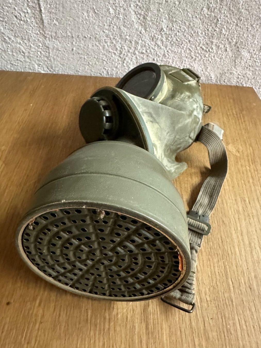 Altro in Antiquarato & Arte: Antike Gasmaske – Usato da Buttwil venduto da magdalena60 1