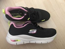 Coole Skechers Damenschuhe Gr. 39 (EUR)