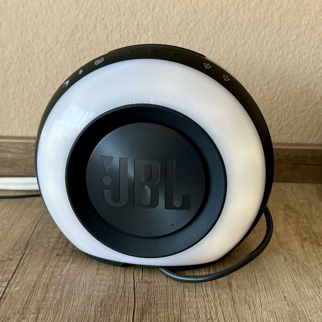 JBL Casse acustiche: JBL Horizon Bluetooth Lautsprecher mit Wecker – Usato da Emmetten venduto da kel_982x 3