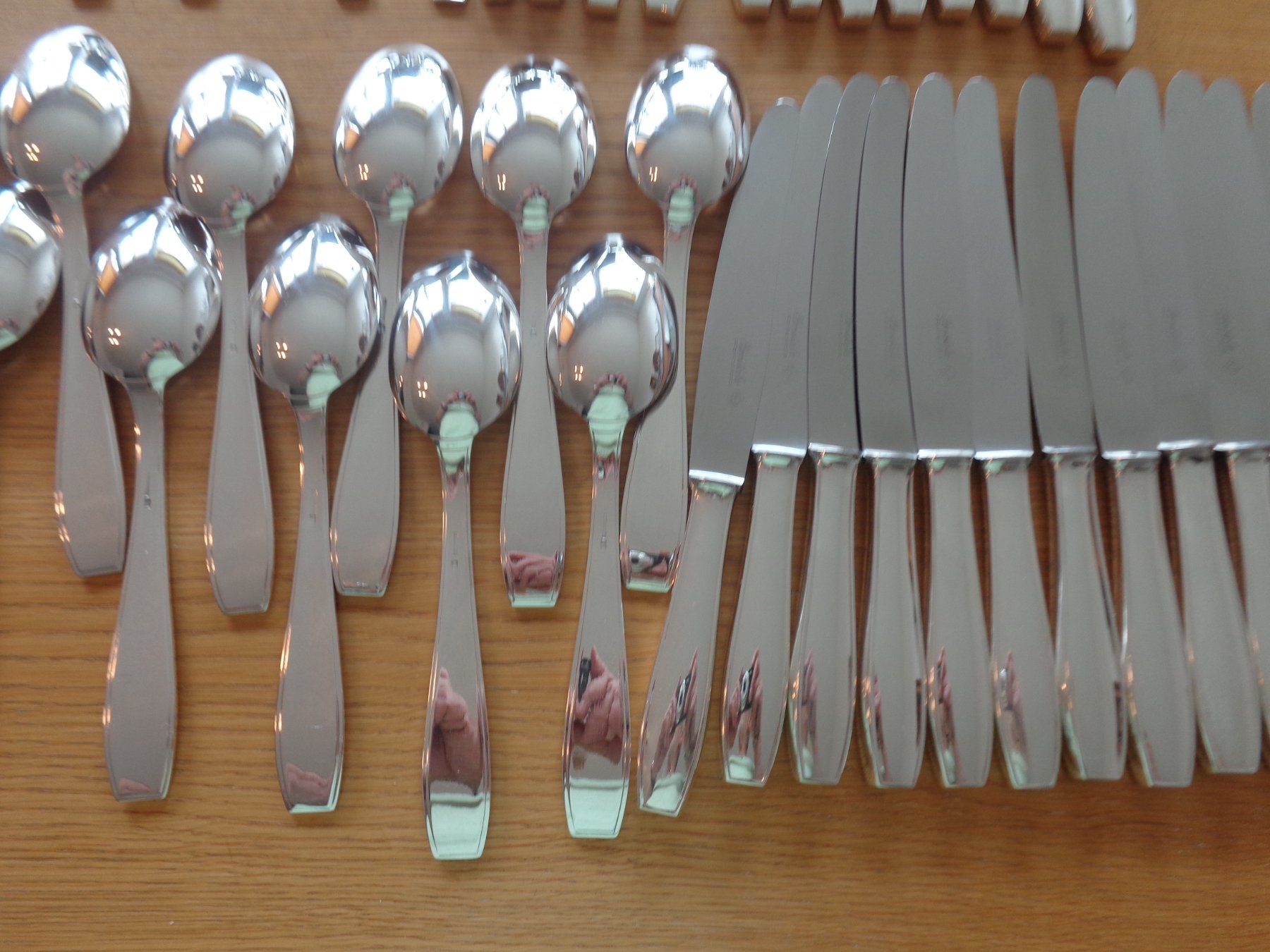 Christofle Set di posate: 114 X COUVERTS DIVERS CHRISTOFLE ORIGINAL COMME NEUF – Nuovo (secondo la descrizione) da Morges venduto da argento.oro.65 7