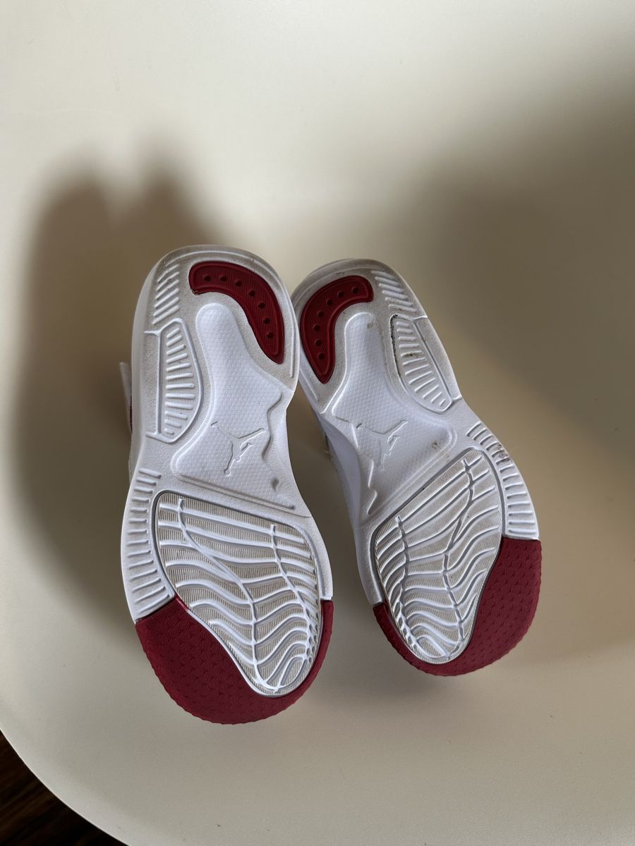 Jordan Scarpe per ragazzi: Jordan Max Aura 5 Kids Sneaker size 30 – Nuovo (secondo la descrizione) da Zürich venduto da Heisenberg27 4