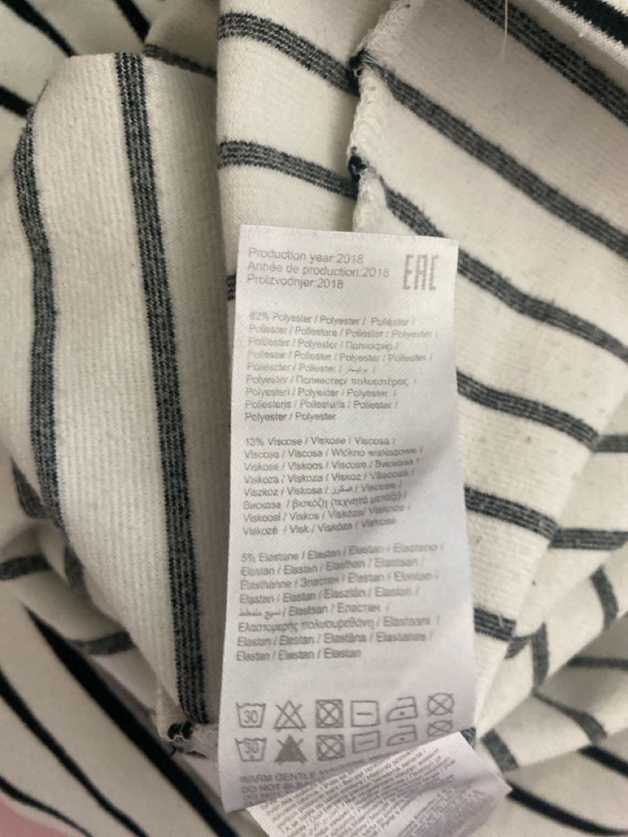 Only Kleider: ONLY Kleid gestreift Grösse M  – Gebraucht aus Alpnach Dorf von melbb 3