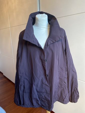H&M Jacke Aubergine mit Karofutter Grösse XL guter Zustand