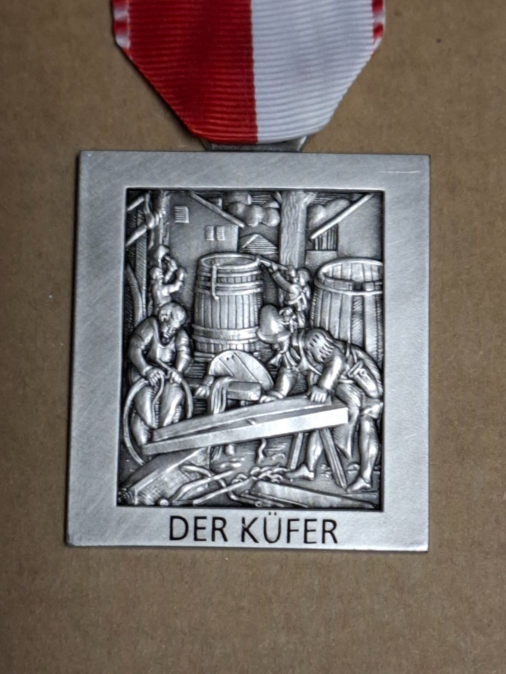 Médailles: Berufe: Der Küfer (D493) – D'occasion à Schwanden GL par Suvorov