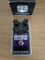 Electro-Harmonix Bass Clone Chorus Pedal, wie neu!