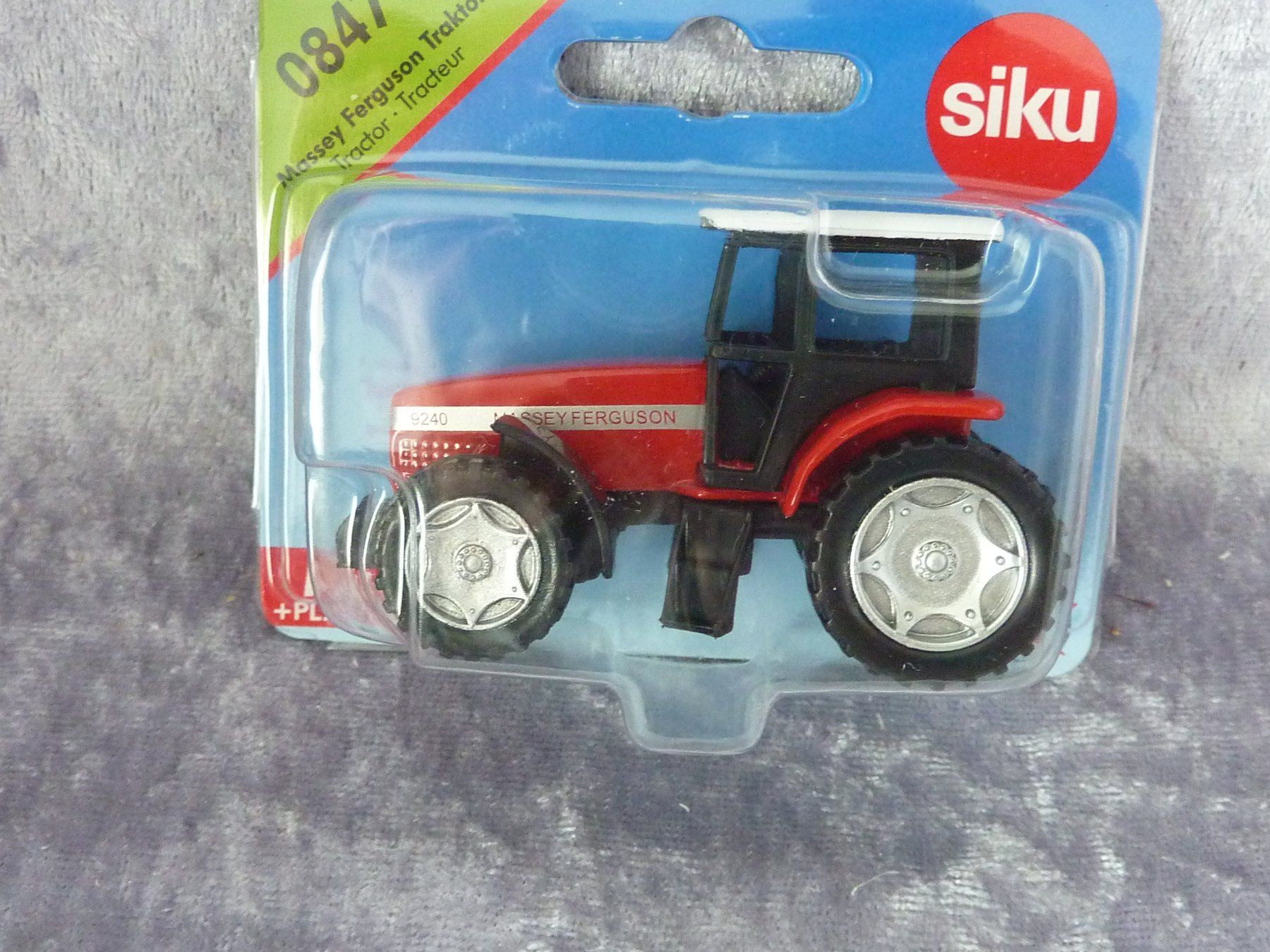 Siku Modellautos: Massey Ferguson Traktor 0847 Siku – Neu und originalverpackt aus Dürrenäsch von Cobra1ch 1