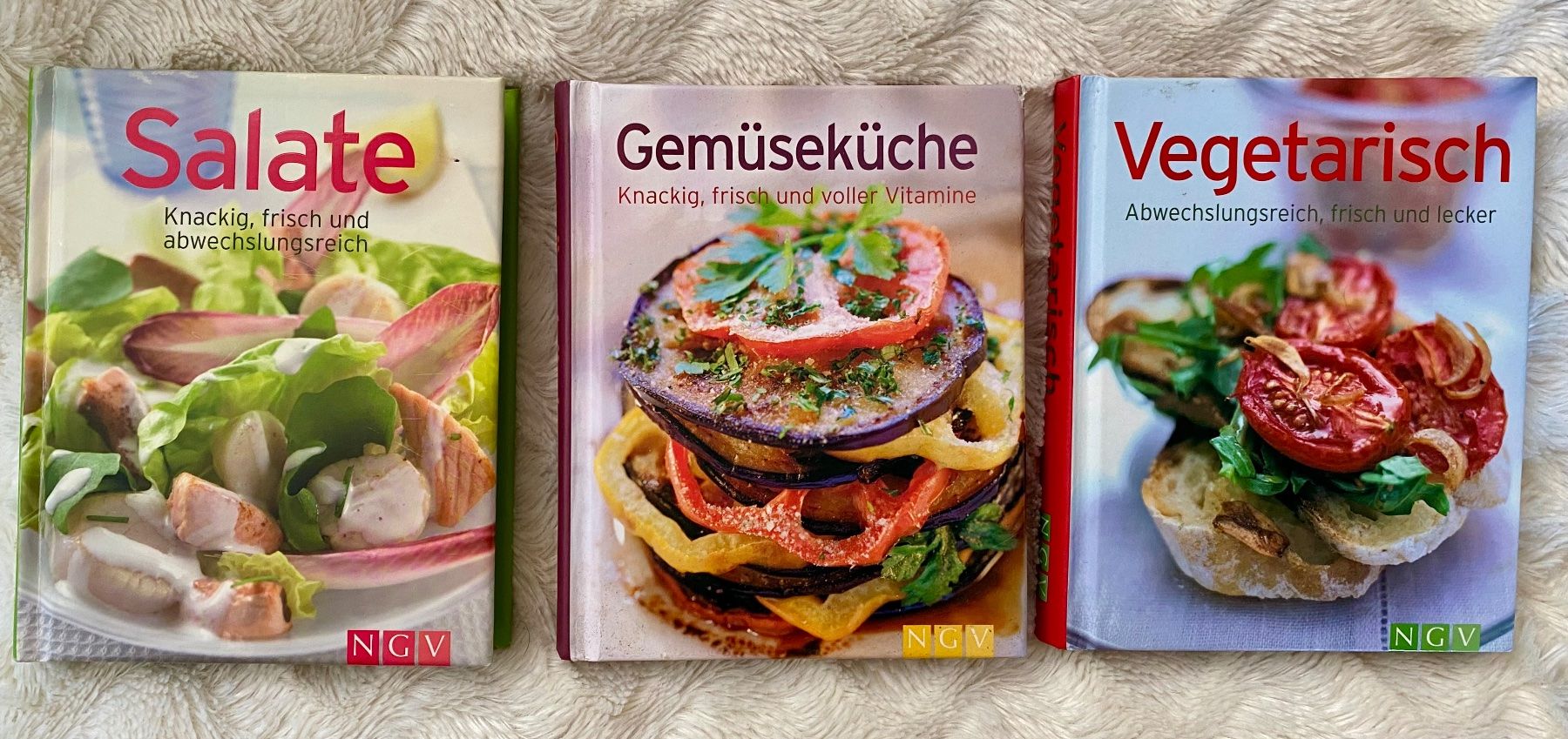 Libri: Salate / Vegetarisch / Gemüseküche – Usato da Nussbaumen AG venduto da schuba2000