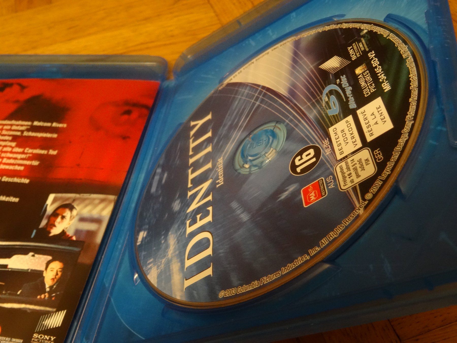Tutti i DVDs: Identity - Blu-ray Disc - John Cusack - Thriller Top! – Usato da Olten venduto da Disc-Verkauf 1