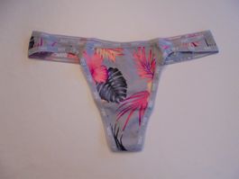 VICTORIA'S SECRET THONG, M, NEU