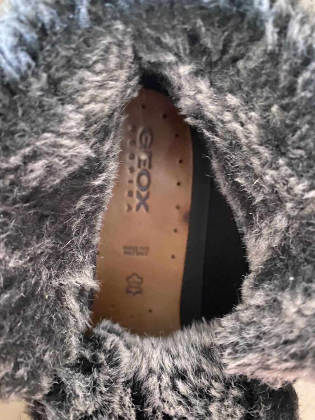 Geox Scarpe da donna: Echt Lederschuhe GEOX  Gr. 41 Fellrand – Usato da Füllinsdorf venduto da Sunnebliemli7 5